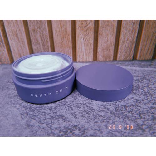 Fenty Skin Butta Drop Shimmering Whiped Oil Body Cream with Tropical Oils (Krem do ciała o puszystej konsystencji z lśniącymi drobinkami) - opinie | zdjęcie do recenzji od Rumcykiewicz