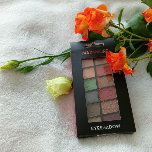 Max & More 525 Field Of Flowers, Eyeshdow Palette (Paleta cieni do powiek) - opinie | zdjęcie do recenzji od medyta1988 - 1