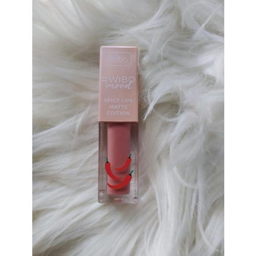 Wibo #Wibomood, Spicy Lips Matte Edition (Matowa pomadka do ust z ekstraktem z papryczki chili) - opinie | zdjęcie do recenzji od Avesammael