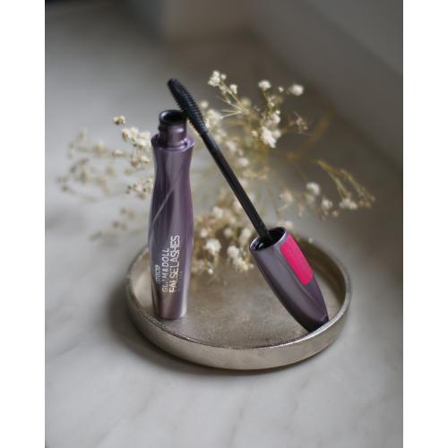 Catrice Glam & Doll, False Lashes Mascara (Maskara z efektem sztucznych rzęs) - opinie | zdjęcie do recenzji od Atina911 - 1