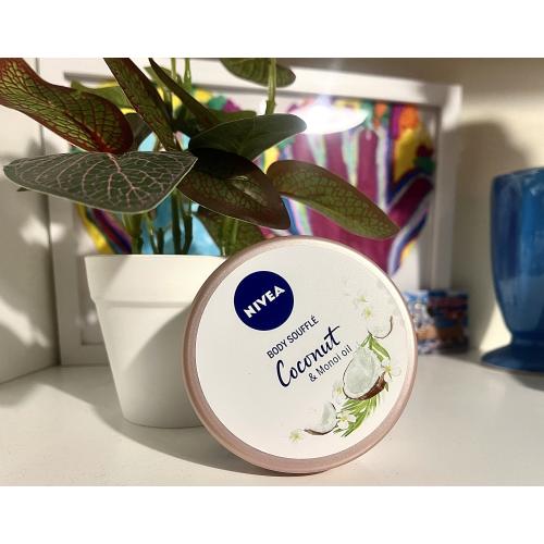 Nivea Body Souffle Coconut and Monoi Oil (Olejek w kremie, Suflet do ciała ` Kokos i olejek monoi`) - opinie | zdjęcie do recenzji od Maggie_Pk