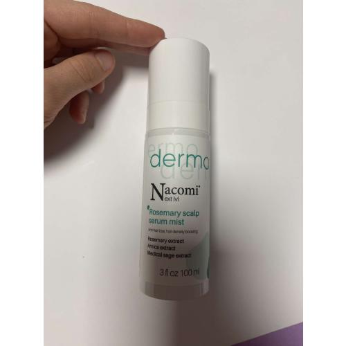 Nacomi Next Lvl Dermo, Rosemary Scalp Serum Mist (Serum w mgiełce do włosów) - opinie | zdjęcie do recenzji od Alinatestuje