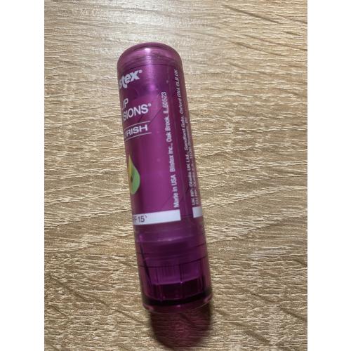 Blistex Lip Infusions, Nourish Lip Balm (Balsam do ust) - opinie | zdjęcie do recenzji od Agatalalala