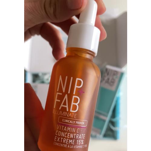 Nip+Fab Vitamin C Fix Concentrate Extreme 3% (Skoncentrowane serum-booster do twarzy) - opinie | zdjęcie do recenzji od Basik_I - 1