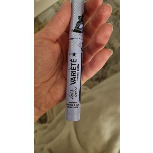 Eveline Cosmetics Variete, Let's Twist Extreme Volume & Curl Mascara (Tusz do rzęs podkręcający i zwiększający objętość) - opinie | zdjęcie do recenzji od Anzelka9