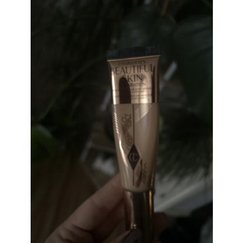 Charlotte Tilbury Beautiful Skin Foundation (Podkład) - opinie | zdjęcie do recenzji od martynaq1995 - 1