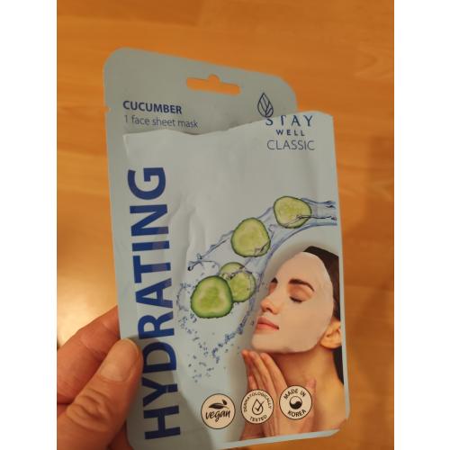 Stay Well Hydrating, Cucumber Face Sheet Mask (Kojąca maska do twarzy w płachcie z ekstraktem z ogórka) - opinie | zdjęcie do recenzji od clareblondi - 2