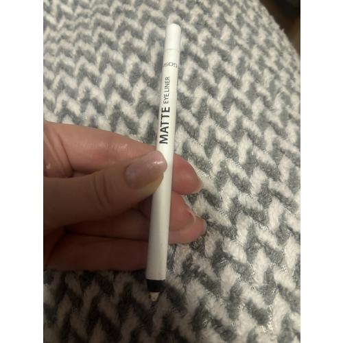 Gosh Matte Eye Liner (Wodoodporna kredka do oczu) - opinie | zdjęcie do recenzji od Joasiaa1334