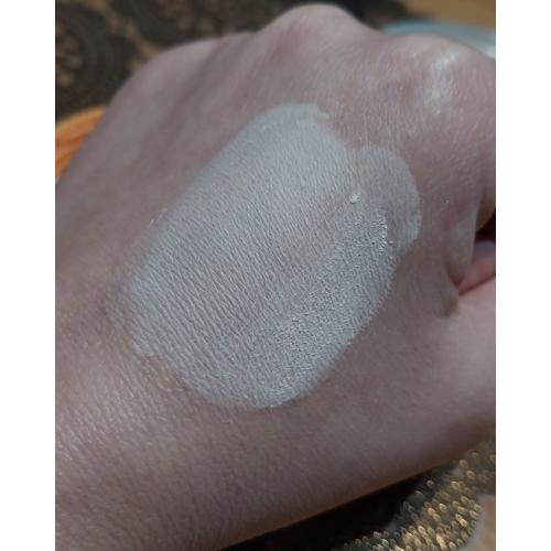 Max & More Magic Mango Go Flawless! Scented Setting Powder (Matujacy puder sypkie o zapachu mango) - opinie | zdjęcie do recenzji od Smerfeta83 - 3