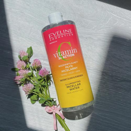 Eveline Cosmetics Vitamin C 3x Action, Rozświetlający płyn micelarny - opinie | zdjęcie do recenzji od Crystal1994