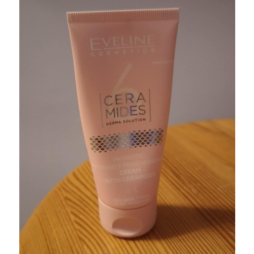 Eveline Cosmetics 6 Ceramides, Probiotyczny silnie regenerujący krem z ceramidami - opinie | zdjęcie do recenzji od optostin