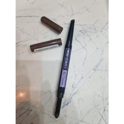 Maybelline New York Express Brow Pencil (Kredka do brwi) - opinie | zdjęcie do recenzji od Lukrecja63