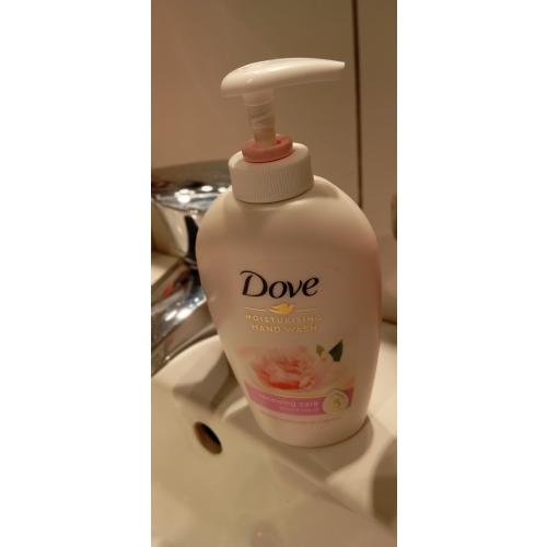 Dove Nourishing Secrets, Glowing Ritual, Handwash with Lotus Flower & Rice Water (Mydło do rąk w płynie) - opinie | zdjęcie do recenzji od dziewczynazrosssmanna - 1