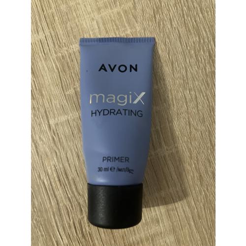 Avon Magix, Hydrating Primer (Nawilżająca baza pod makijaż) - opinie | zdjęcie do recenzji od Madlend1