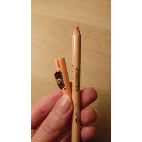 Eveline Cosmetics Max Intense Colour, Lip Liner (Konturówka do ust) - opinie | zdjęcie do recenzji od zcosmetica_me - 1