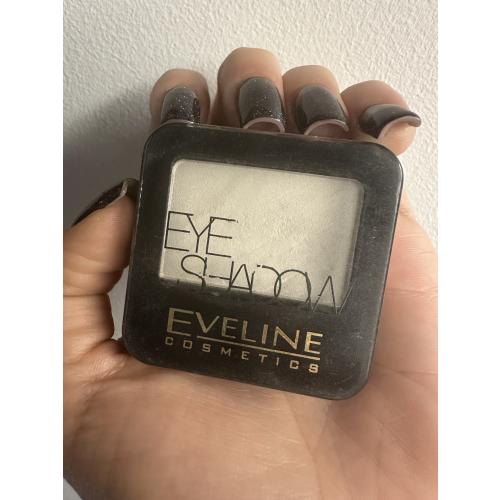 Eveline Cosmetics Eye Shadow (Pojedyncze cienie do powiek) - opinie | zdjęcie do recenzji od Meg_xxx - 1