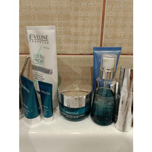 Dr Irena Eris InVitive Wrinkle Smoothing Restorative Day Cream SPF 30 (Wygładzający krem naprawczy na dzień SPF 30) - opinie | zdjęcie do recenzji od martens84