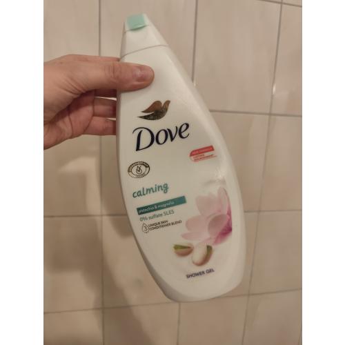 Dove Calming, Pistachio Cream & Magnolia Shower Gel (Żel pod prysznic `Krem pistacjowy i magnolia` (nowa wersja)) - opinie | zdjęcie do recenzji od clareblondi - 1