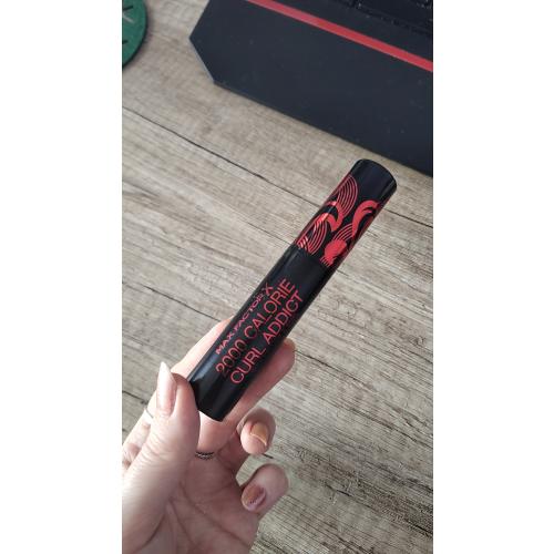 Max Factor 2000 Calorie Curl Addict, Volume & Curl Mascara (Tusz do rzes pogrubiająco-podkręcający) - opinie | zdjęcie do recenzji od joaska1992
