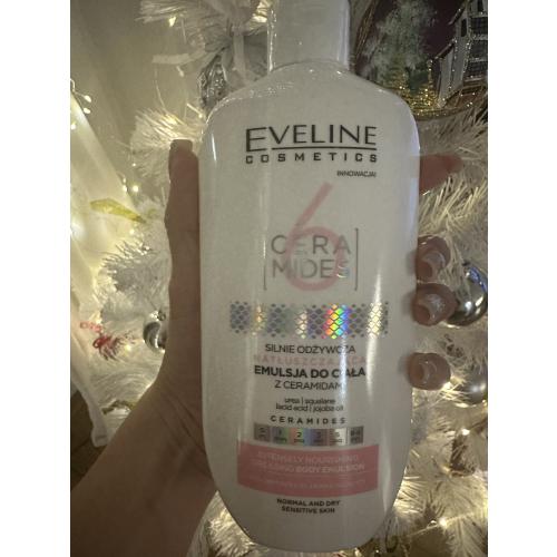 Eveline Cosmetics 6 Ceramides, Silnie odżywcza natłuszczająca emulsja do ciała z ceramidami - opinie | zdjęcie do recenzji od Meg_xxx - 1