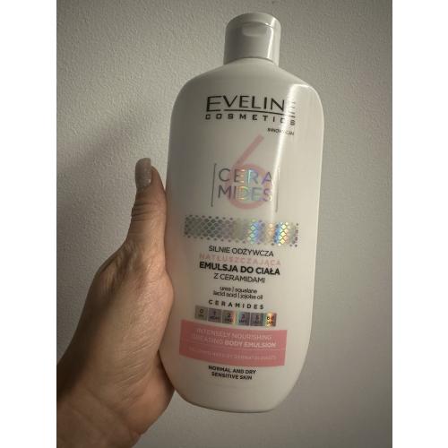 Eveline Cosmetics 6 Ceramides, Silnie odżywcza natłuszczająca emulsja do ciała z ceramidami - opinie | zdjęcie do recenzji od Meg_xxx - 2