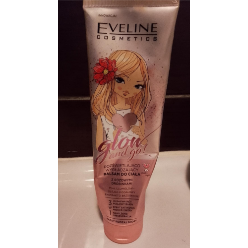 Eveline Cosmetics Glow and Go, Rozświetlająco-wygładzający balsam do ciała z różowymi drobinkami - opinie | zdjęcie do recenzji od Barbra61