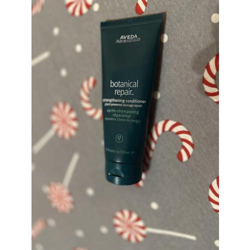 Aveda Botanical Repair, Strengthening Conditioner (Odżywka do włosów) - opinie | zdjęcie do recenzji od Luliannax - 1