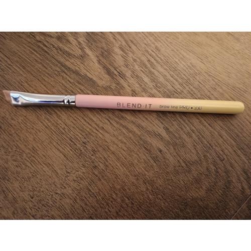 Blend it! Pink Sunset, Brow Line Brush PRO 330 (Pędzel do brwi) - opinie | zdjęcie do recenzji od Martusia_B