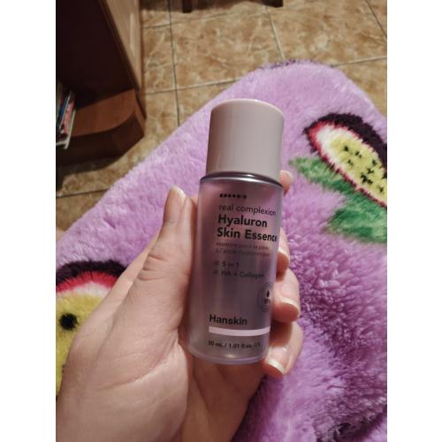 Hanskin Real Complexion Hyaluron Skin Essence (Esencja do twarzy z kwasem hialuronowym) - opinie | zdjęcie do recenzji od DianaArtsewing