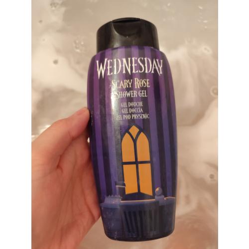 DreamWorks Animation Wednesday, Scary Rose, Shower Gel (Żel pod prysznic) - opinie | zdjęcie do recenzji od clareblondi - 1