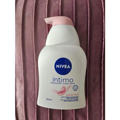 Nivea Intimo Sensitive, Emulsja do higieny intymnej - opinie | zdjęcie do recenzji od Pantera Nera