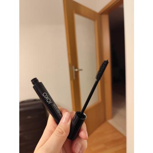 Joko Pump your Lashes, Volume and Lenght Mascara (Pogrubiająco-wydłużający tusz do rzęs) - opinie | zdjęcie do recenzji od clareblondi - 3
