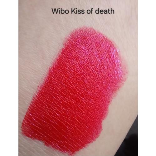 Wibo Kiss of Death, Glitter Lipstick (Brokatowa pomadka do ust) - opinie | zdjęcie do recenzji od Smerfeta83 - 3