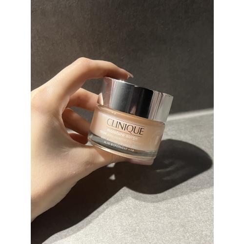 Clinique Moisture Surge 100-Hour Auto-Replenishing Hydrator (Intensywny krem nawilżający) - opinie | zdjęcie do recenzji od natullkaa