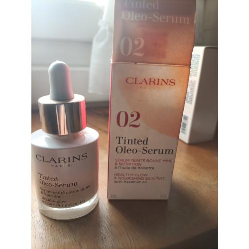 Clarins Tinted Oleo Serum (Podkład-serum koloryzujące) - opinie | zdjęcie do recenzji od EvelinBu