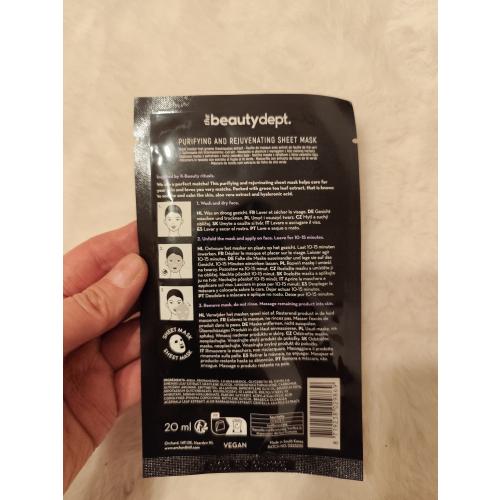The Beauty Dept. We are the Perfect Matcha! Puryfying and Rejuvenationg Sheet Mask with Green Tea Leaf Extract (Oczyszczająco-odmładzająca maska ​​w płachcie z ekstraktem z liści zielonej herbaty) - opinie | zdjęcie do recenzji od clareblondi - 2