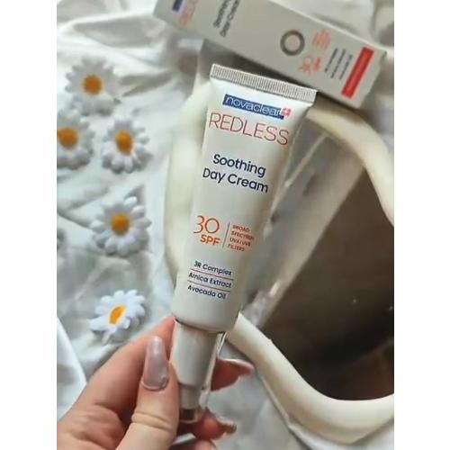 Novaclear Redless, Soothing Day Cream SPF30 (Wzmacniający krem na dzień) - opinie | zdjęcie do recenzji od Agafii