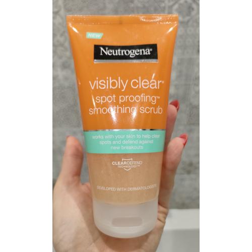 Neutrogena Visibly Clear, Spot Proofing, Smoothing Scrub (Peeling wygładzający) - opinie | zdjęcie do recenzji od Emmaaa