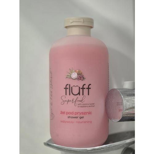 Fluff Superfood, Nourishing Shower Gel (Odżywczy żel pod prysznic `Kokos i malina`) - opinie | zdjęcie do recenzji od Kar_sz