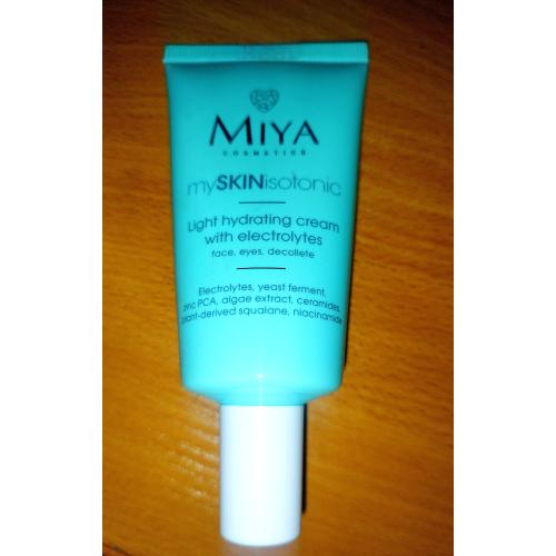 Miya Cosmetics mySKINisotonic, Lekki krem nawadniający z elektrolitami - opinie | zdjęcie do recenzji od Ang_89
