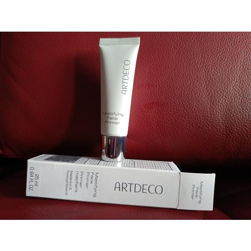 Artdeco Mattifying Face Primer (Matująca baza pod makijaż) - opinie | zdjęcie do recenzji od martens84