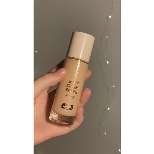 Catrice Soft Glam Filter Fluid (Rozświetlający podkład do twarzy) - opinie | zdjęcie do recenzji od miunaooo - 2