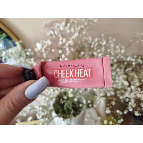 Maybelline New York Cheek Heat Sheer Gel-Cream Blush (Żelowo-kremowy róż do policzków) - opinie | zdjęcie do recenzji od asieek13