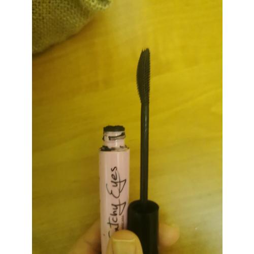 Gosh Catchy Eyes, Allergy Certifird, Black Mascara (Czarny tusz do rzęs dla alergików) - opinie | zdjęcie do recenzji od vitalesence - 2