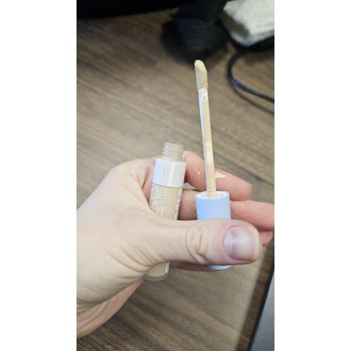 Bell Multimineral Anti- Age Concealer (Rozświetlający korektor w płynie z minerałami) - opinie | zdjęcie do recenzji od crayola - 2