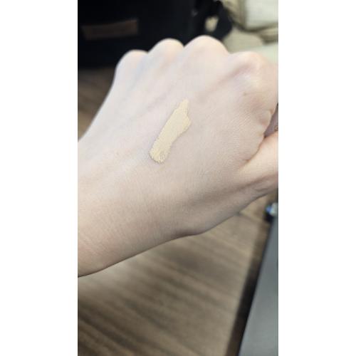 Bell Multimineral Anti- Age Concealer (Rozświetlający korektor w płynie z minerałami) - opinie | zdjęcie do recenzji od crayola - 3