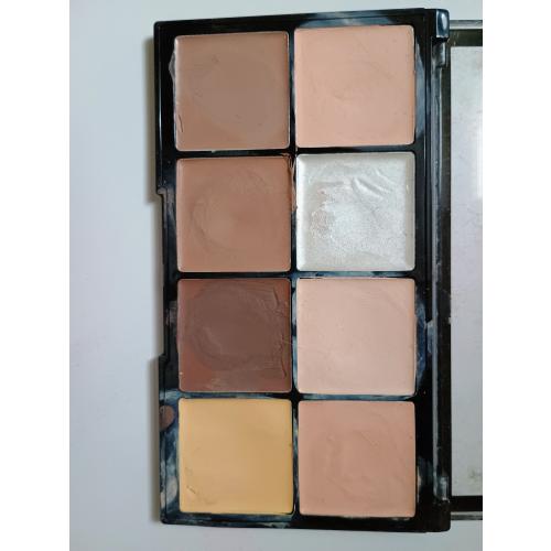 Revolution Beauty (Makeup Revolution) Ultra HD Pro Cream Contour (Kremowa paleta do konturowania) - opinie | zdjęcie do recenzji od 332eefacd61f2d5c99eb65dc50a4656dc02c4f29_67d8b781e014b