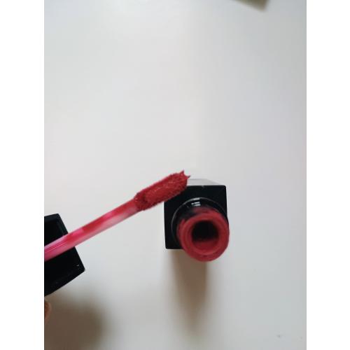 Revolution Pro Supreme Matte, Lip Pigment (Matowa szminka w płynie) - opinie | zdjęcie do recenzji od 332eefacd61f2d5c99eb65dc50a4656dc02c4f29_67d8b781e014b - 1