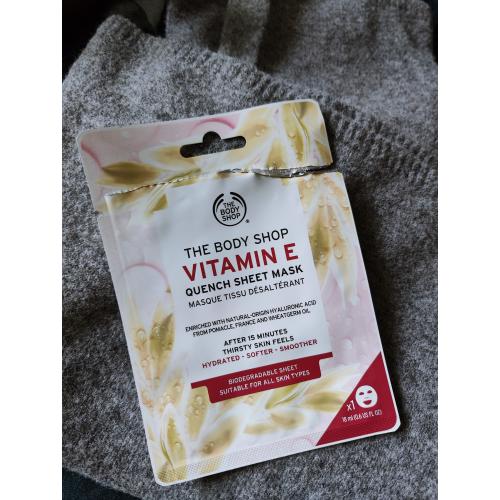 The Body Shop Vitamin E, Quench Sheet Mask (Łagodząca maska do twarzy w płachcie `Witamina E`) - opinie | zdjęcie do recenzji od shewild