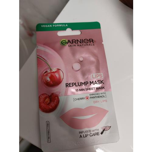 Garnier SkinActive, Moisture Bomb Cherry Lip Mask (Maseczka do ust) - opinie | zdjęcie do recenzji od Dariax_